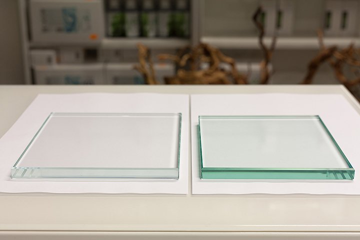 Осветленное флоат и обычное стекло