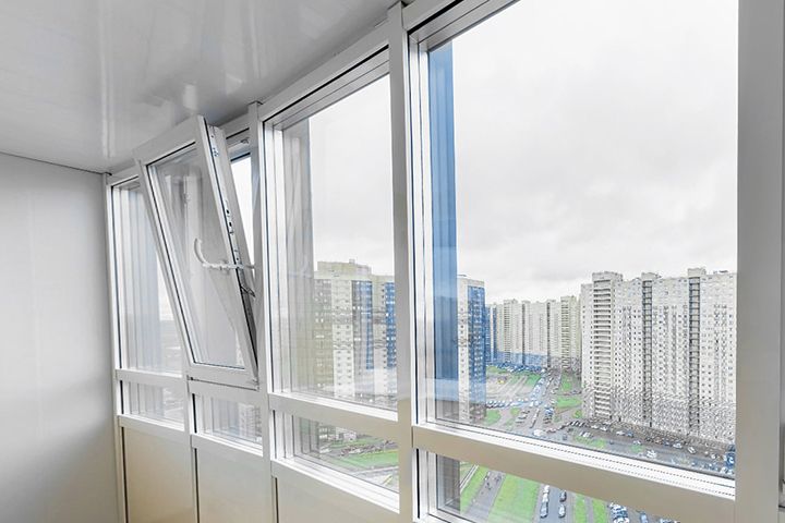 Профильная система из пластика для балкона и лоджии