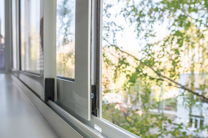 Окна-купе для балкона из алюминиевого профиля