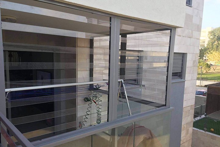 Прозрачные решётки на окна: преимущества и особенности монтажа | Название сайта